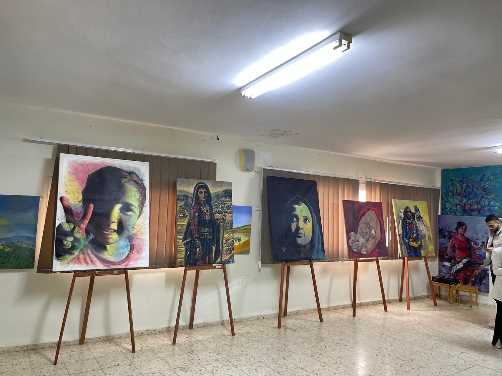 افتتاح معرض لفنانين من غزة