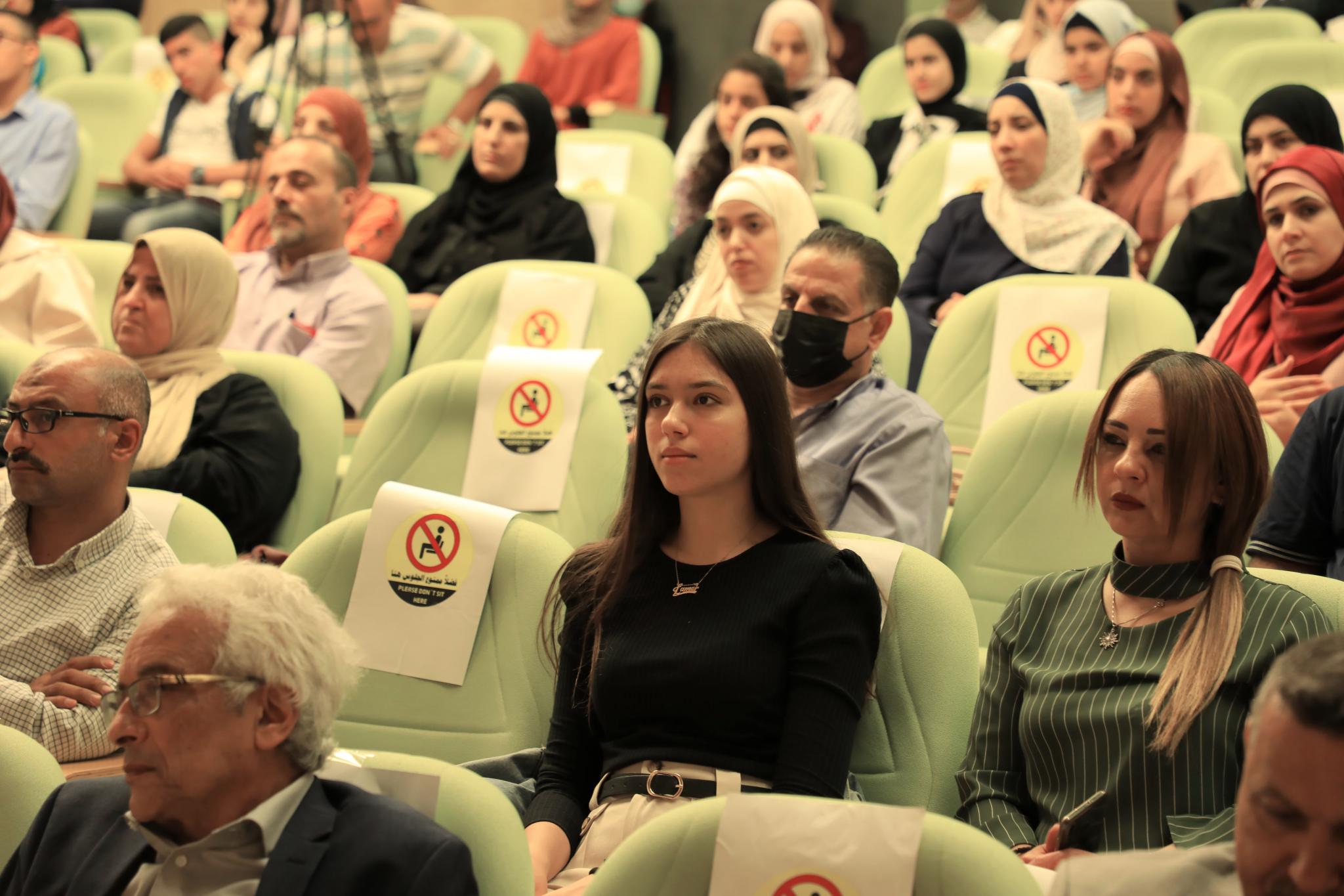 AAUP and the Ministry of Education Honor School Students who Won in the Competitions that AAUP Organized