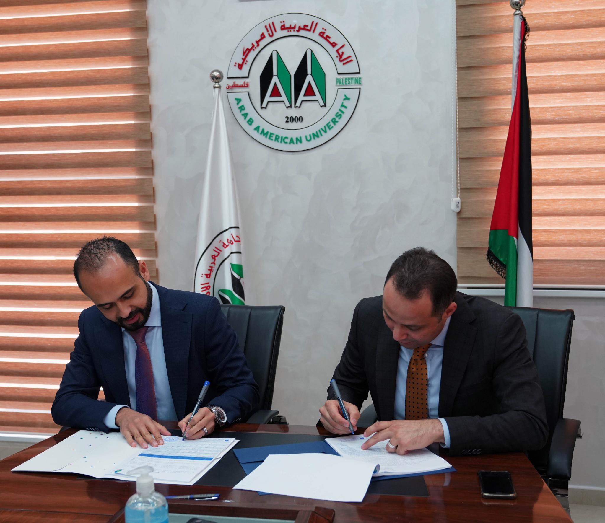 AAUP and Jawwal signed a new strategic partnership agreement