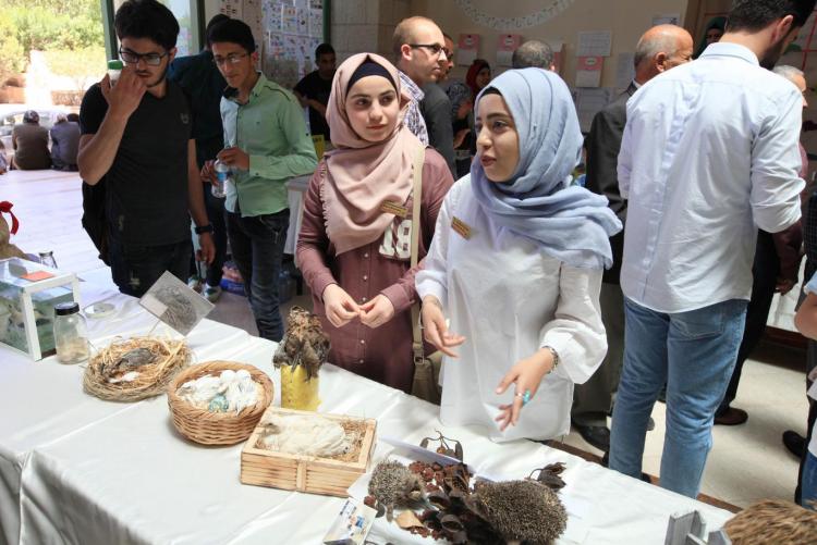 Arab American University Faculty of Science Opens Exhibition for Educational Tools