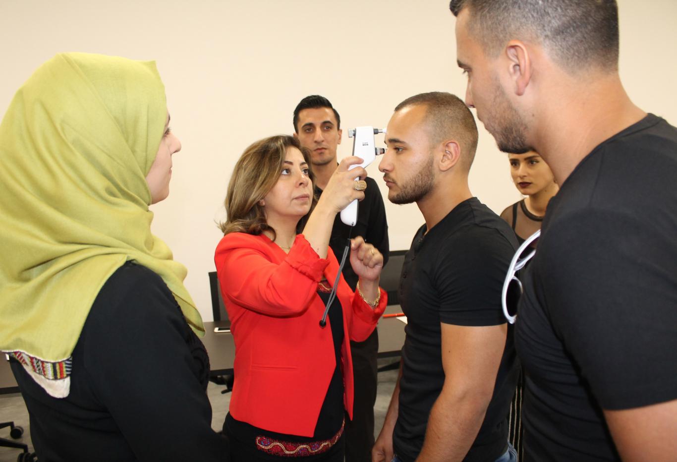 Arab American University Organizes Lecture on Early Diagnose of Eyes Diseases for Students