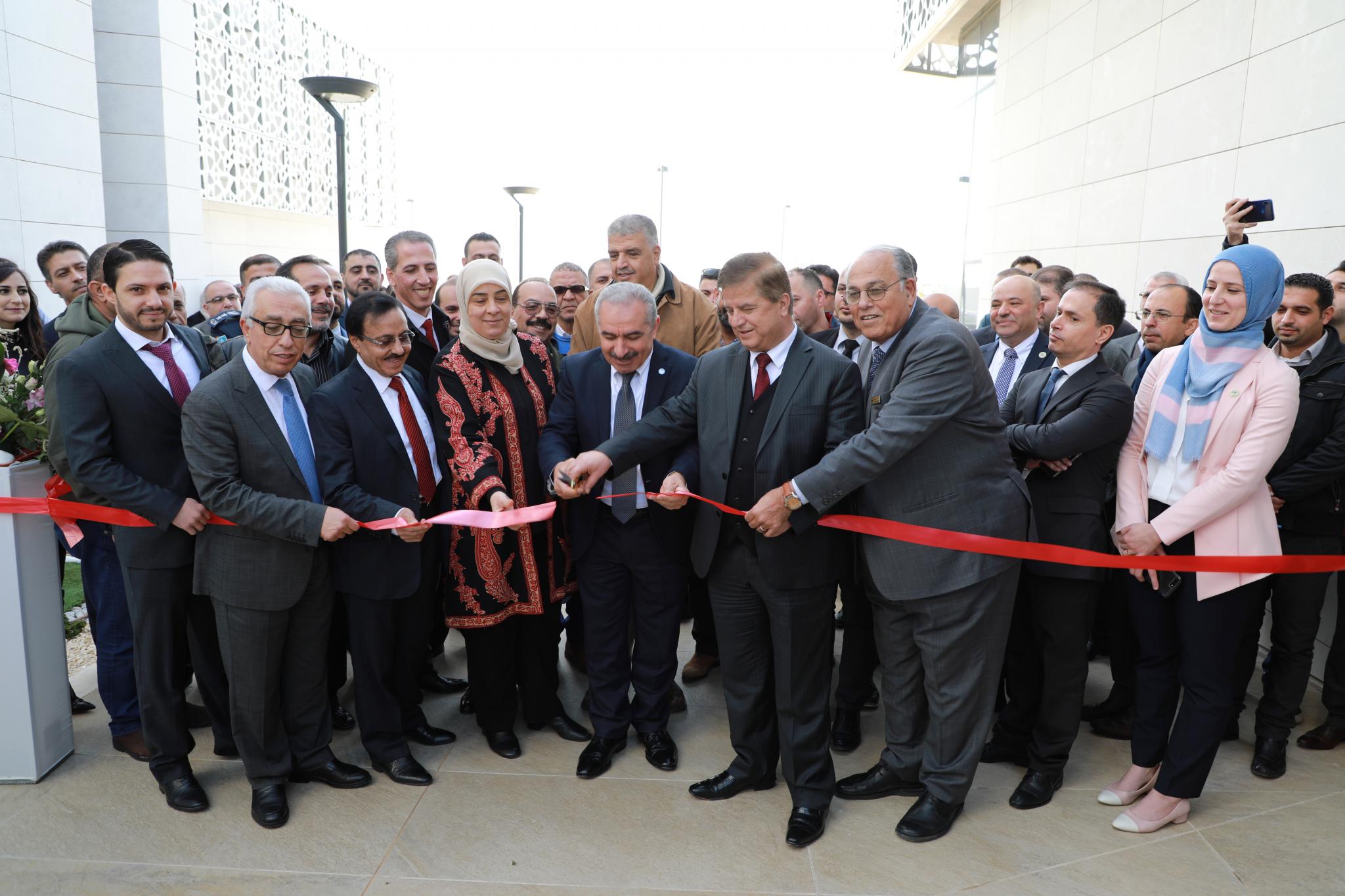 افتتاح المركز الطبي في حرم الجامعة في رام الله