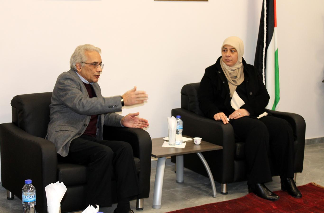 زيارة الدكتورة ليلى غنام لمقر الجامعة في رام الله 