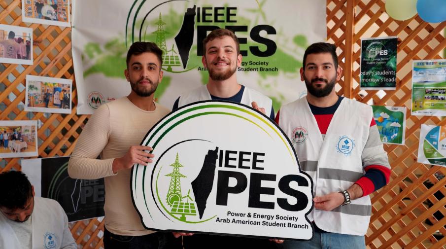 IEEE and the Multimedia Club Organize a Fair with the Participation of the Distinguish Projects from the Faculty of Engineering and Information Technology