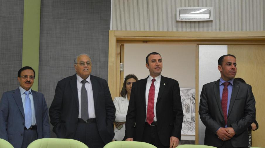 السفير الفنزويلي لدى دولة فلسطين يزور الجامعة في رام الله 