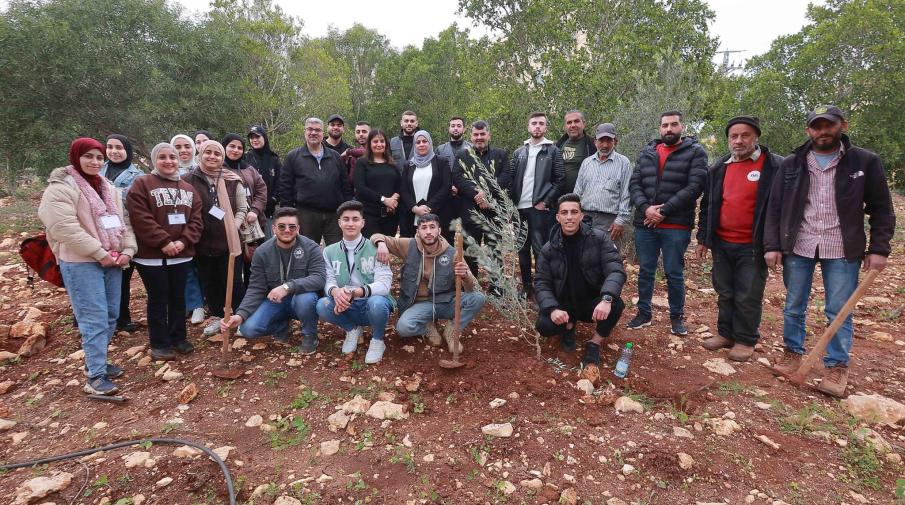 AAUP and the Ministry of Agriculture Implement an Agricultural Activity in the Area Surrounding the University