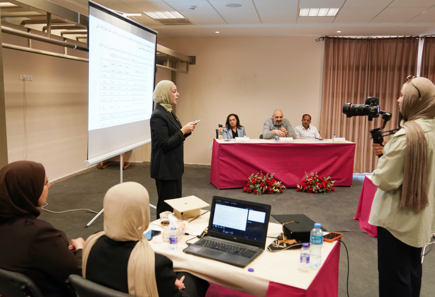 طالبات من كلية علوم الرياضة في الجامعة العربية الأمريكية يقدمن بحثا حول العلاقة بين ممارسة تمارين البيلاتس ومؤشرات الصحة النفسية لدى المشاركات في الأندية الرياضية
