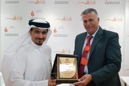 Honoring the Chairman of the Sharjah Book Authority Ahmed bin Rakad Al Ameri with University Armor