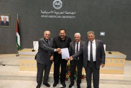 Handing over the accredit PhD program in Information Technology Engineering