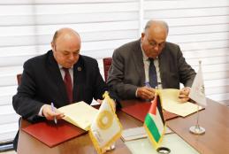Part of signing the cooperation agreement
