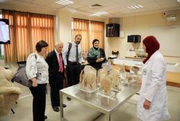 A Delegation from Faculty of Medicine at the University of Exeter, UK, Visits the University
