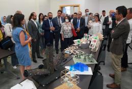  الجامعة تنظم معرض الفنانين الإيطالي فيكو ماجستريت والفلسطيني فيكتور غطاس في العمارة الداخلية
