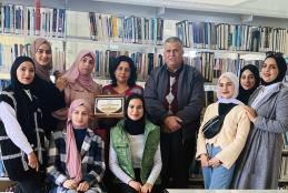 AAUP Library Concludes the Workshop for Al-Quds Open University Students in Tubas That's About the Library's Artwork