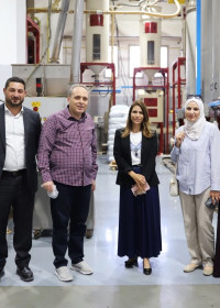 دراسة حالة في الإدارة الاستراتيجية: طلبة دكتوراه يطبقون استراتيجيات التفاوض على نموذج شركة "أزحيمان" الفلسطينية دراسة حالة في الإدارة الاستراتيجية: طلبة دكتوراه يطبقون استراتيجيات التفاوض على نموذج شركة "أزحيمان" الفلسطينية