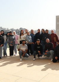 طلبة العمارة الداخلية ينفذون زيارة ميدانية لمؤسسة عبد المحسن قطّان ضمن مساق اللغة الإنجليزية للعمارة الداخلية
