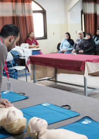 الجامعة العربية الأمريكية تختتم الأنشطة التوعوية لإنعاش القلب الرئوي والاسعافات الأولية لعدد من المدارس
