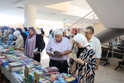 انطلاق فعاليات معرض الكتاب الوطني في الجامعة العربية الأمريكية تحت شعار "بالقراءة نحلم وبالحرية نبني المستقبل"