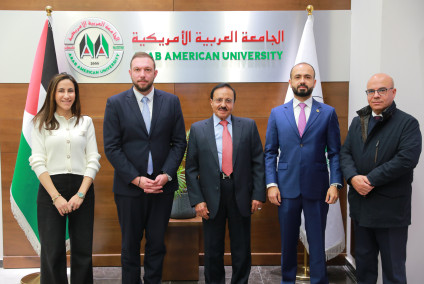 الجامعة العربية الأمريكية تبحث آفاق التبادل الأكاديمي والبحثي مع السفير القبرصي