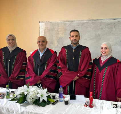 الطالبة رفيف حمارشة في الجامعة العربية الأمريكية تناقش رسالة ماجستير في القانون المدني 