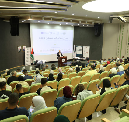 الجامعة العربية الأمريكية تستضيف دوري مناظرات فلسطين 2025 وفريقها يحقق أعلى نتيجة بين الجامعات المشاركة في المرحلة الأولى