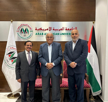 الجامعة العربية الأمريكية واللجنة الوطنية للتربية والثقافة والعلوم تبحثان آفاق تعاون جديدة في التعليم والبحث العلمي