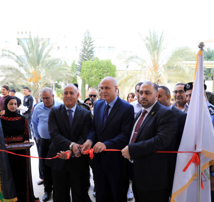 انطلاق فعاليات معرض الكتاب الوطني في الجامعة العربية الأمريكية تحت شعار "بالقراءة نحلم وبالحرية نبني المستقبل"