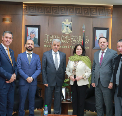 الجامعة العربية الأمريكية تبحث مبادرات مشتركة مع وزارتي الاتصالات والاقتصاد الرقمي والتربية والتعليم العالي