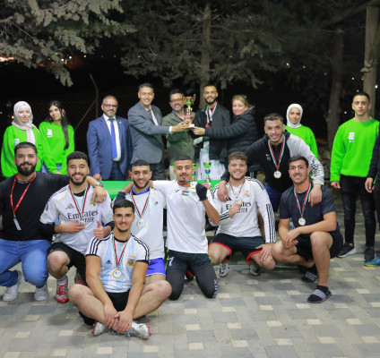 الجامعة العربية الأمريكية تنظّم بطولة كرة القدم لطلبة حرم رام الله برعاية شركة جوال