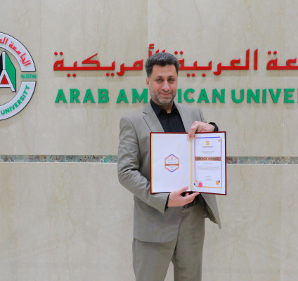 الجامعة العربية الأمريكية تحقّق حضورًا دوليًا في جوائزQS Reimagine Education 2025 وتفوز بالجائزة البرونزية