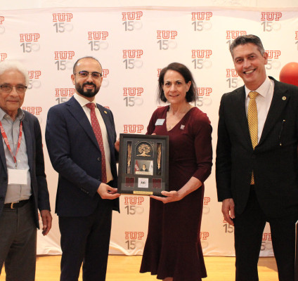 الجامعة العربية الأمريكية تشارك في احتفال جامعة انديانا بمرور 150 عاما على تأسيسها