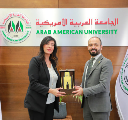 الجامعة العربية الأمريكية تبحث سبل التعاون المشترك مع سفير دولة فلسطين لدى العراق