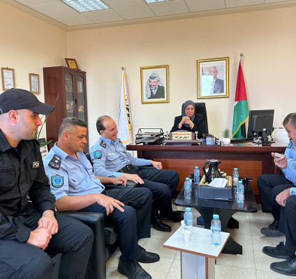 الجامعة العربية الأمريكية ومديرية شرطة محافظة جنين تبحثان سبل التعاون المشترك