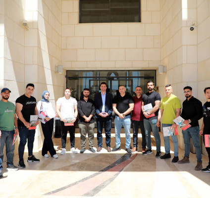 الجامعة العربية الأمريكية تختتم دورة إعداد مدربي اللياقة البدنية وبناء الأجسام