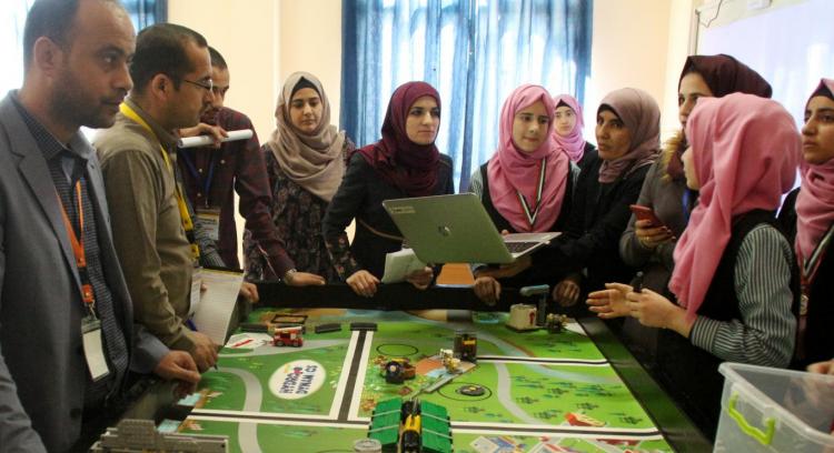 مسابقة البطولة الوطنية الثانية عشرة للروبوت التعليمي في فلسطين