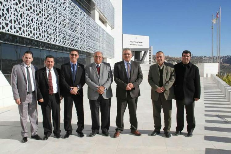 وزير سلطة المياه الفلسطيني غنيم يزور الجامعة