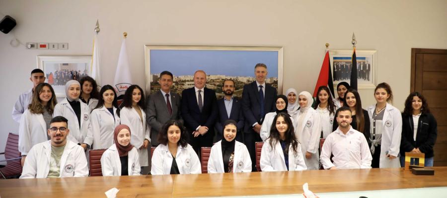 AAUP and Augusta Victoria Hospital - Al-Mutalaa Sign a Cooperation Agreement to Train Medical Students
